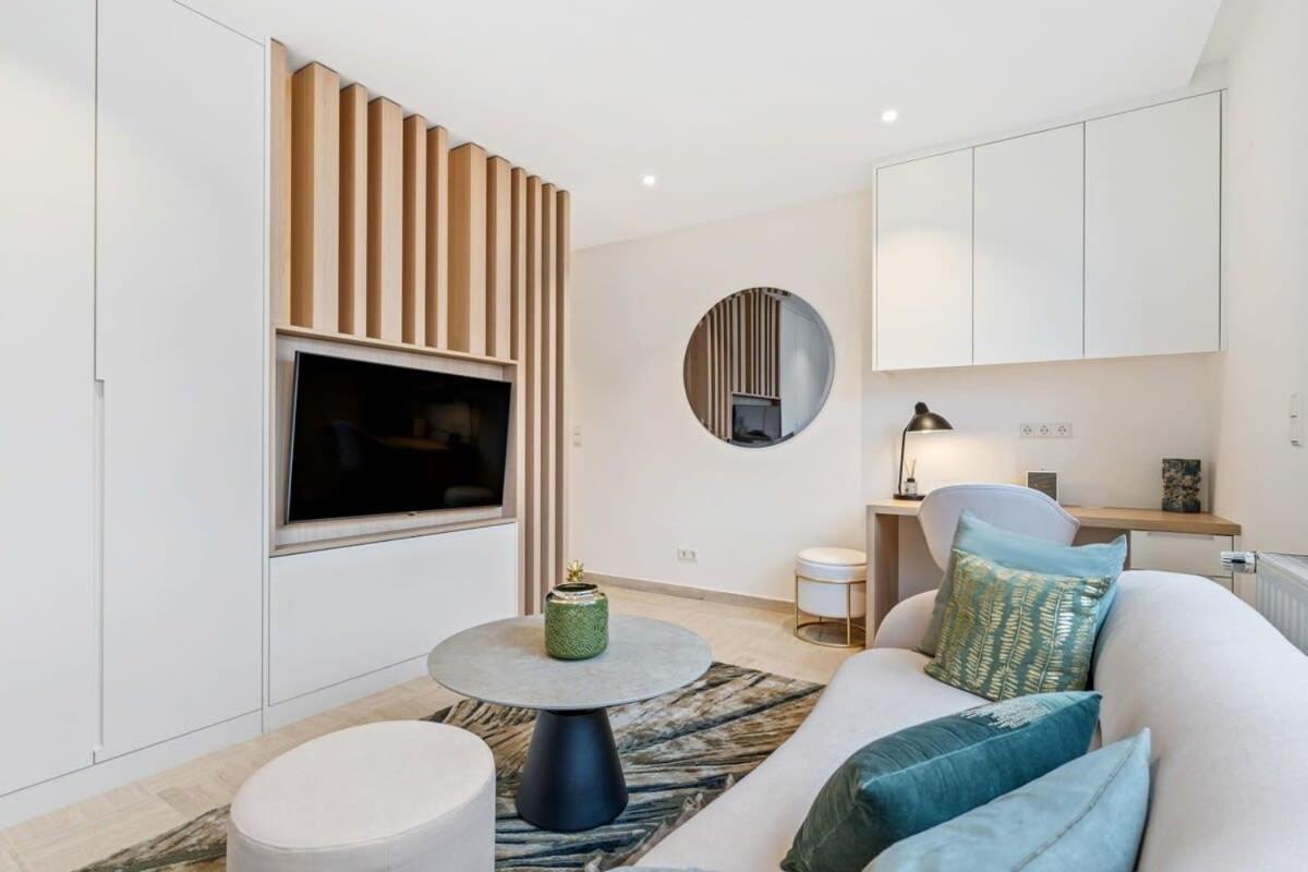 Modern Studio With King Bed, Walk To Attractions Luxemburg Exterior foto